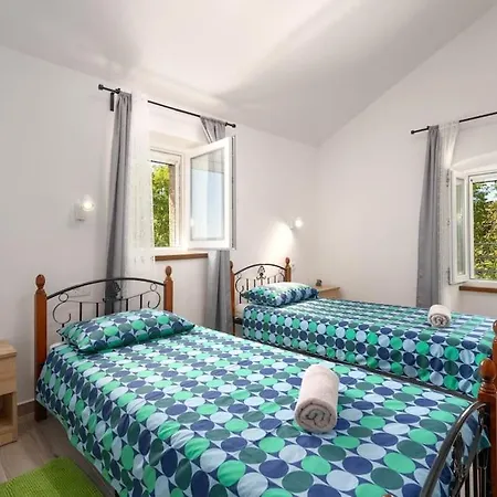 Madonna Delle Nevi By Briskva Villa