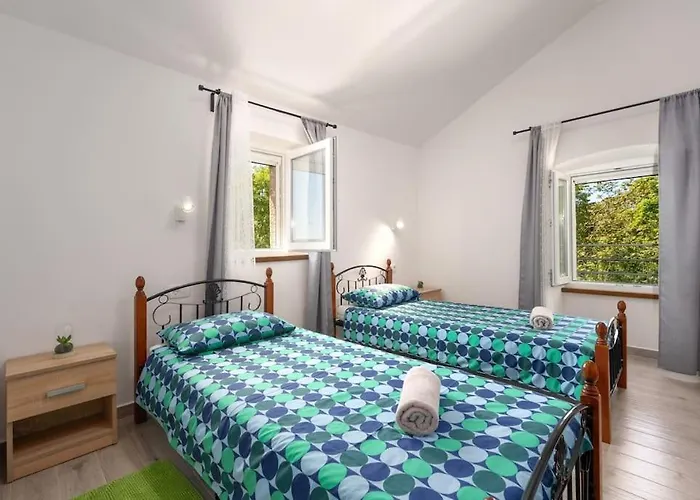 Madonna Delle Nevi By Briskva Villa