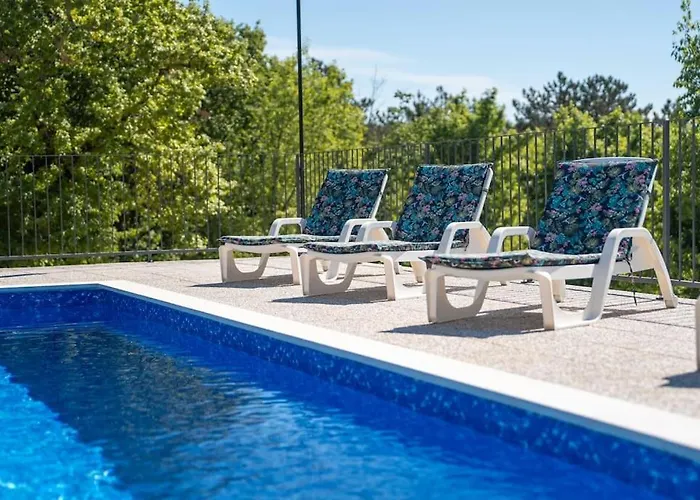 Madonna Delle Nevi By Briskva Villa Oprtalj