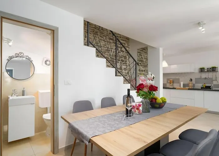 Villa Madonna Delle Nevi By Briskva Oprtalj