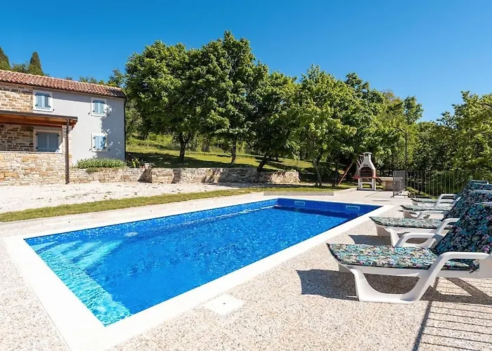 Madonna Delle Nevi By Briskva Oprtalj