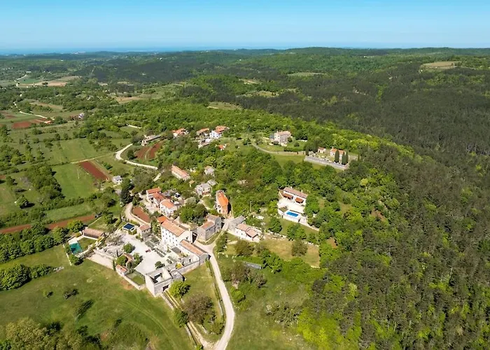 Villa Madonna Delle Nevi By Briskva